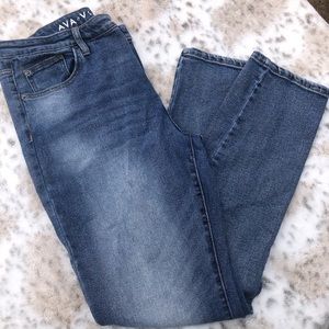 EUC- AVA & VIV boyfriend crop